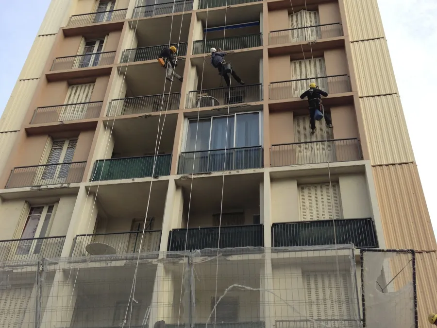 Façade d’une tour d’habitation